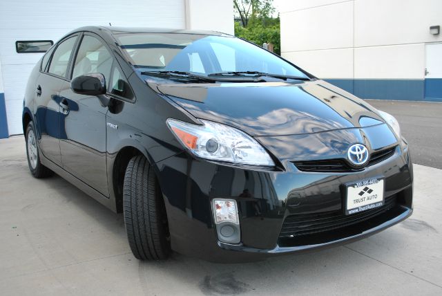 Toyota Prius 2010 photo 2