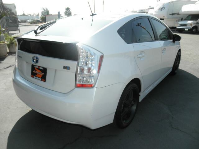 Toyota Prius 2010 photo 1