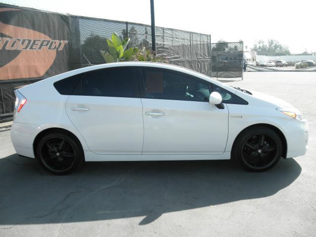 Toyota Prius 2010 photo 2