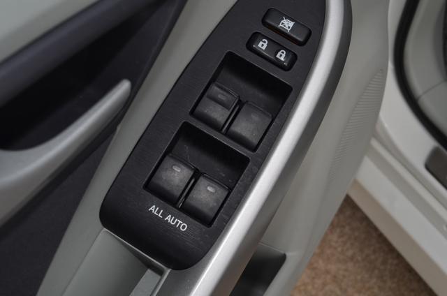 Toyota Prius 2010 photo 21