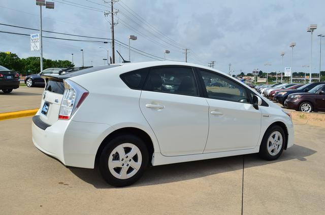 Toyota Prius 2010 photo 23