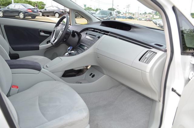 Toyota Prius 2010 photo 31