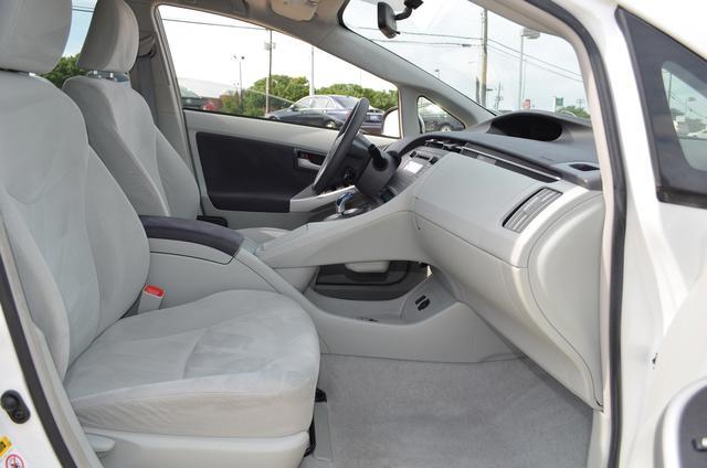 Toyota Prius 2010 photo 8