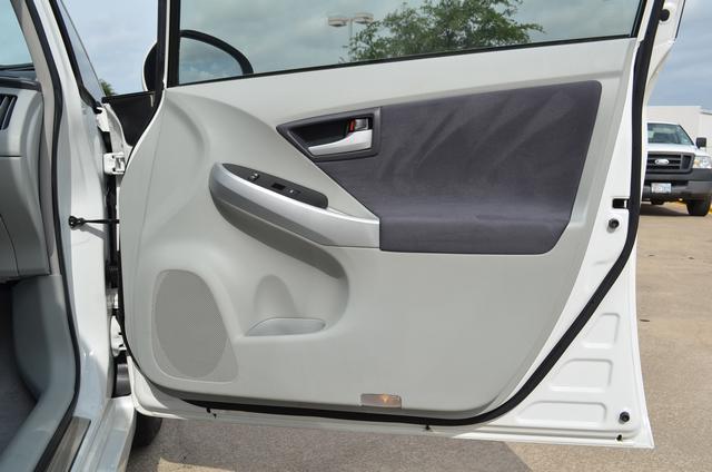 Toyota Prius 2010 photo 9