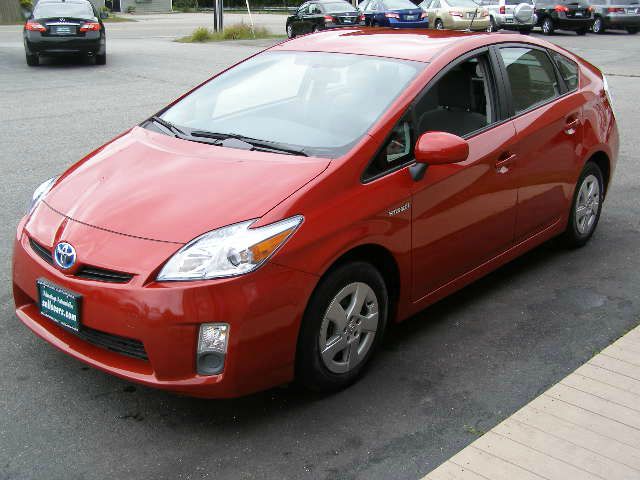 Toyota Prius Adventurer Model 2WD Hatchback