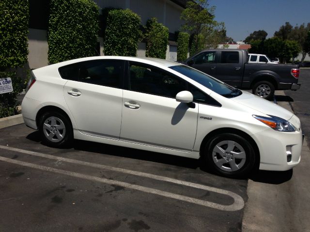 Toyota Prius 2010 photo 3