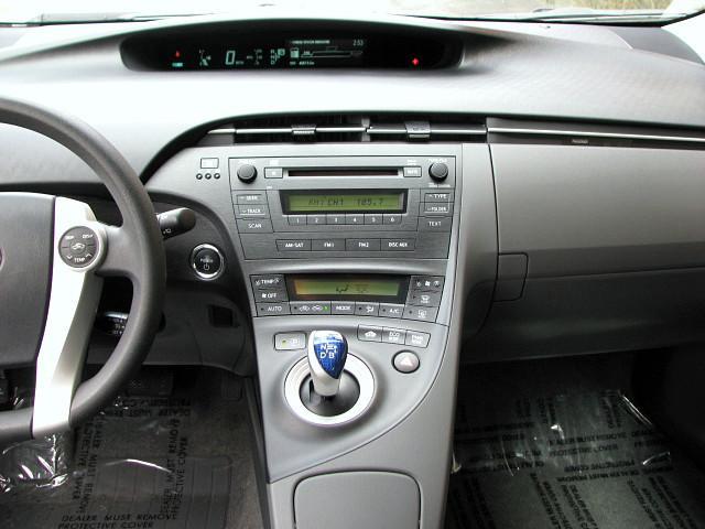 Toyota Prius 2010 photo 10