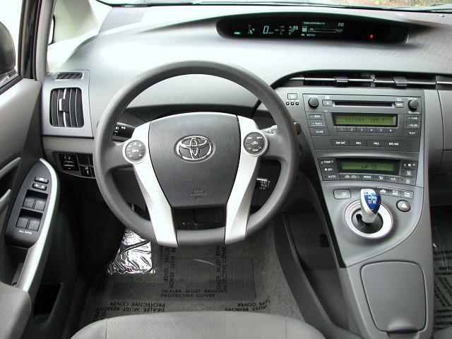 Toyota Prius 2010 photo 19