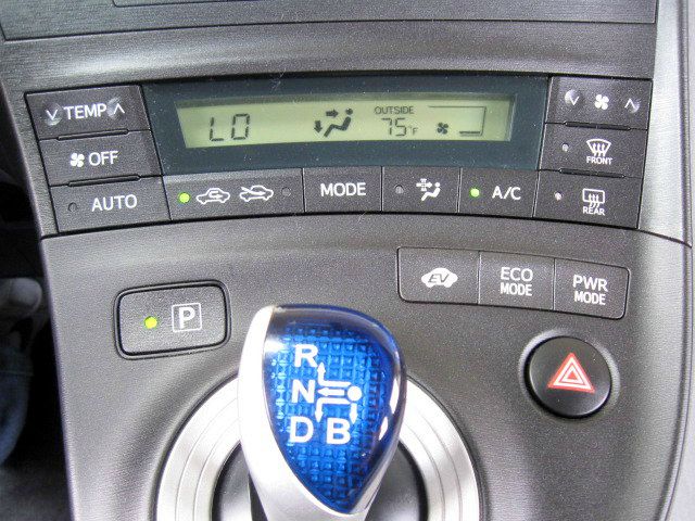 Toyota Prius 2010 photo 15