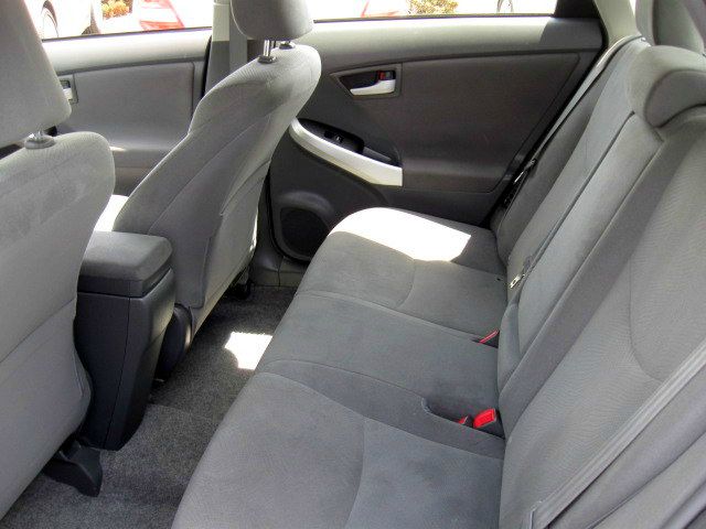 Toyota Prius 2010 photo 17