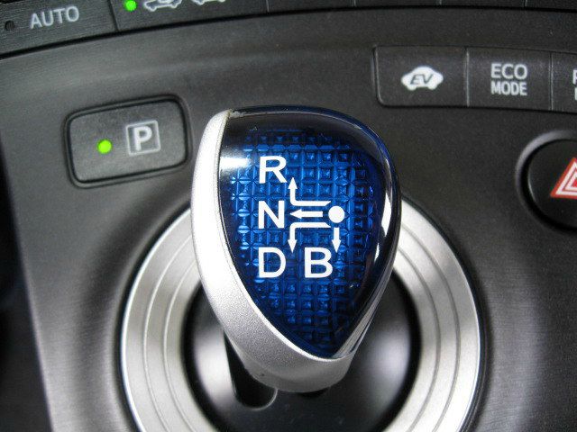 Toyota Prius 2010 photo 3