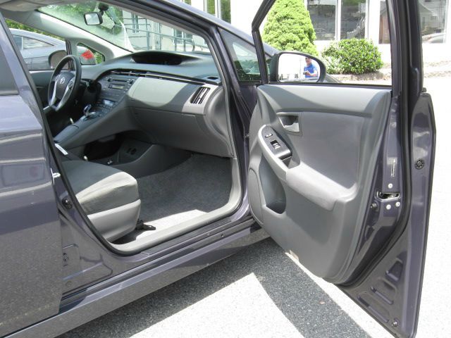 Toyota Prius 2010 photo 8