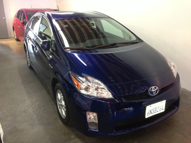 Toyota Prius 2010 photo 2