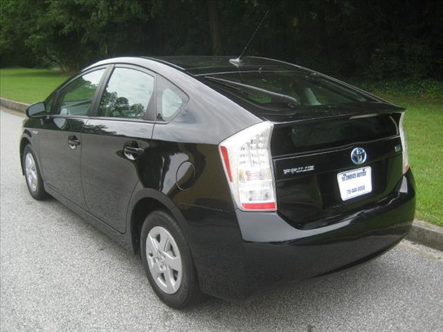 Toyota Prius 2010 photo 2