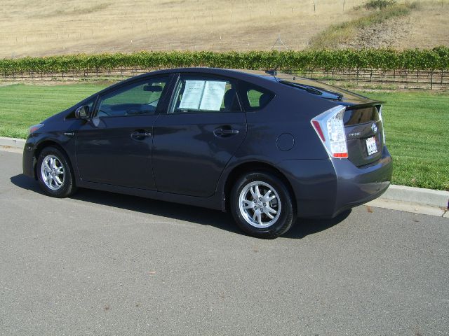 Toyota Prius 2010 photo 3