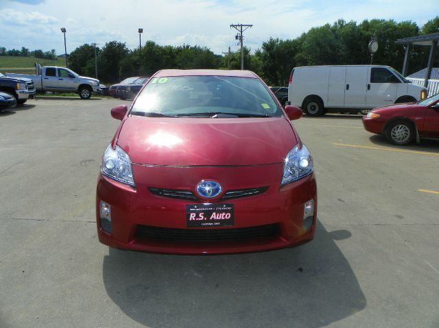 Toyota Prius 2010 photo 2