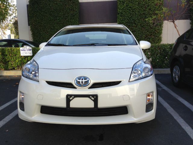 Toyota Prius 4dr Sdn 2.4L FWD Hatchback