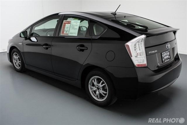 Toyota Prius 2010 photo 13