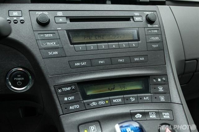 Toyota Prius 2010 photo 2