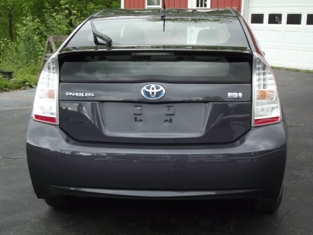Toyota Prius Base Hatchback