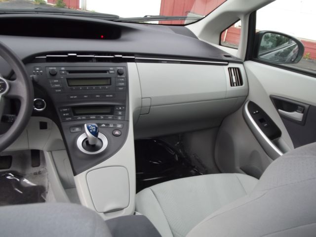Toyota Prius 2010 photo 1