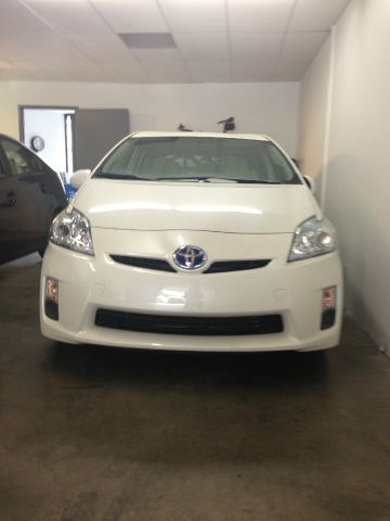 Toyota Prius 2010 photo 2