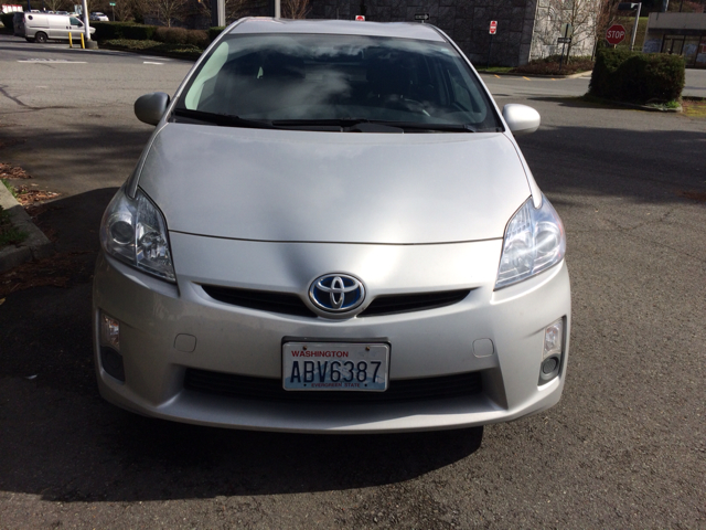 Toyota Prius Premier - ONE Ownerloaded Hatchback