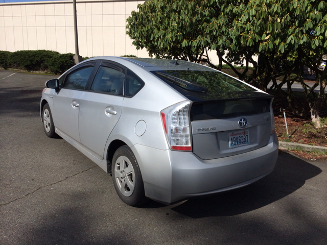 Toyota Prius 2010 photo 1