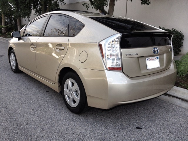 Toyota Prius Premier - ONE Ownerloaded Hatchback