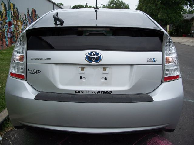 Toyota Prius 2010 photo 13