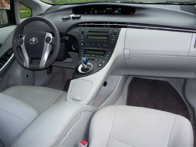 Toyota Prius 2010 photo 19
