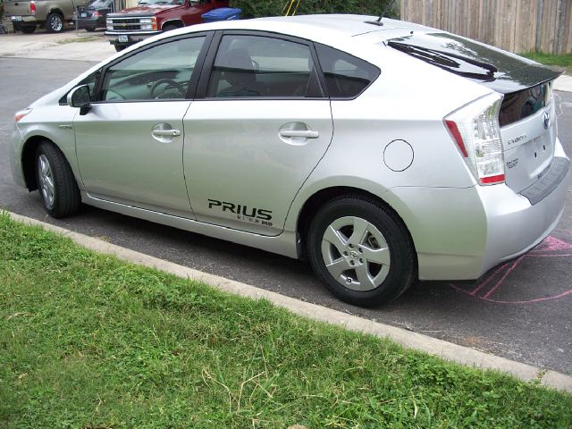 Toyota Prius 2010 photo 2