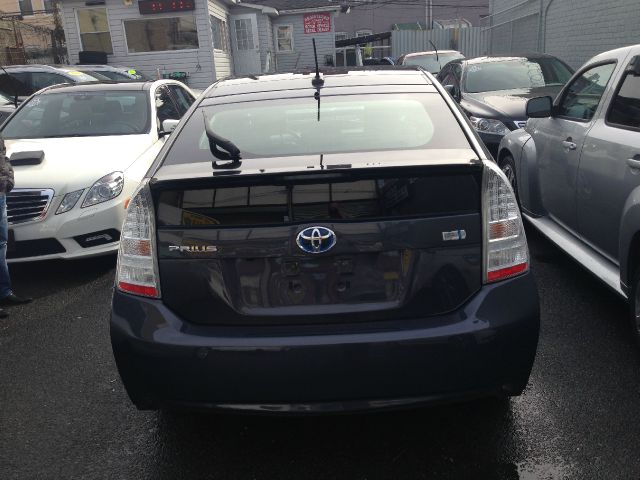 Toyota Prius 2010 photo 3