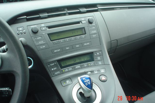 Toyota Prius 2010 photo 11