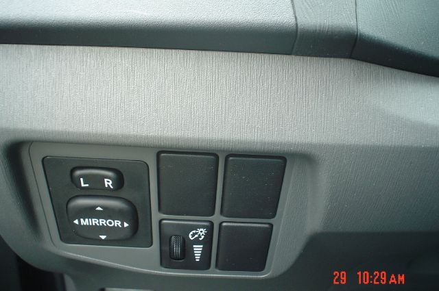 Toyota Prius 2010 photo 12