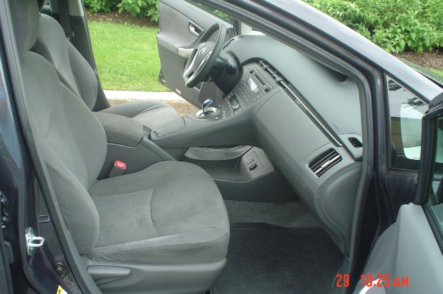 Toyota Prius 2010 photo 21