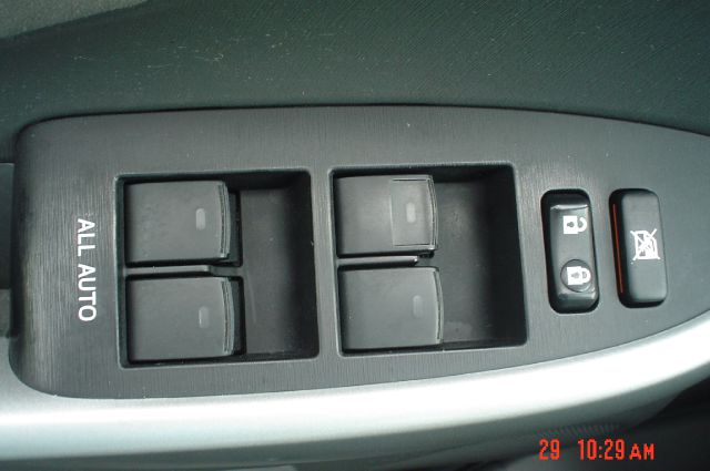 Toyota Prius 2010 photo 8