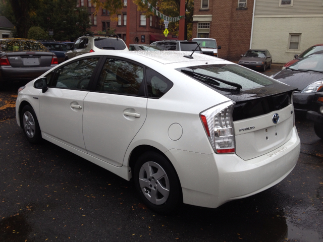 Toyota Prius 2010 photo 3