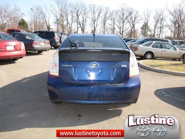 Toyota Prius 2011 photo 3