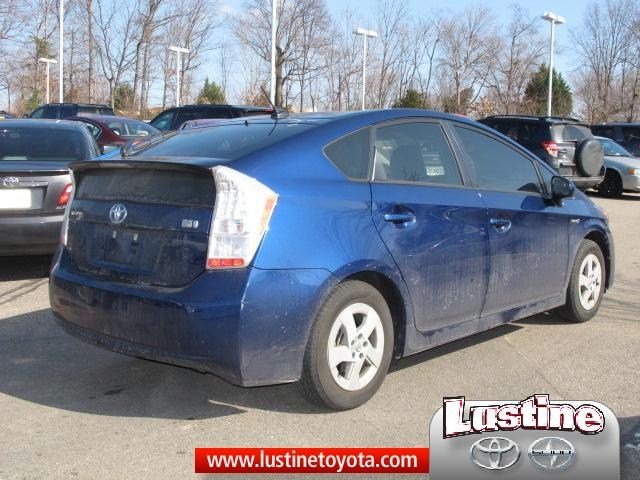 Toyota Prius 2011 photo 1
