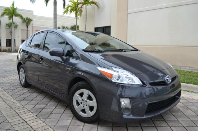 Toyota Prius 2011 photo 1