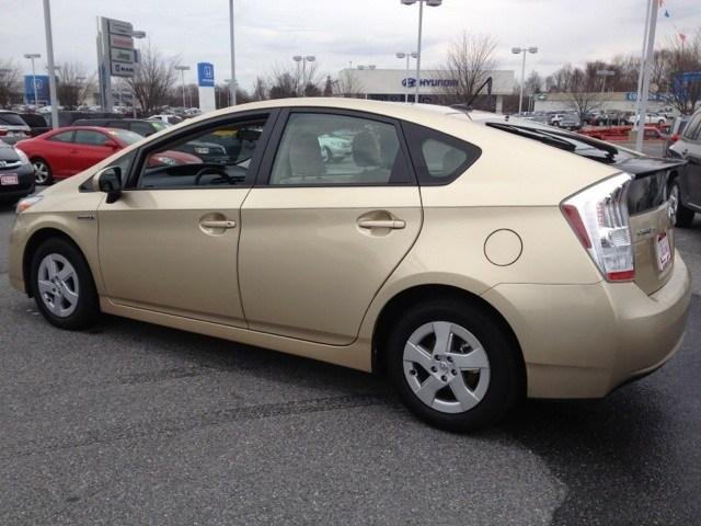 Toyota Prius 2011 photo 4