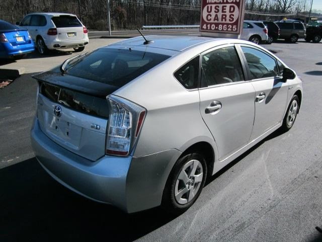 Toyota Prius 2011 photo 2