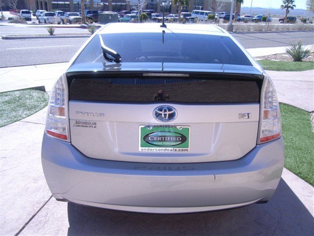 Toyota Prius 2011 photo 4