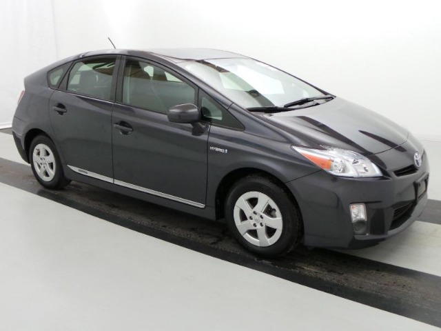Toyota Prius 2011 photo 2