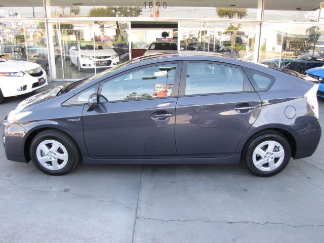 Toyota Prius 2011 photo 3