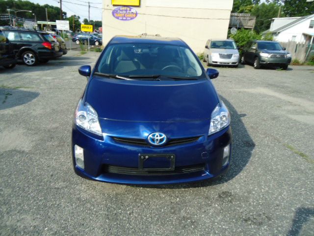 Toyota Prius 2011 photo 2