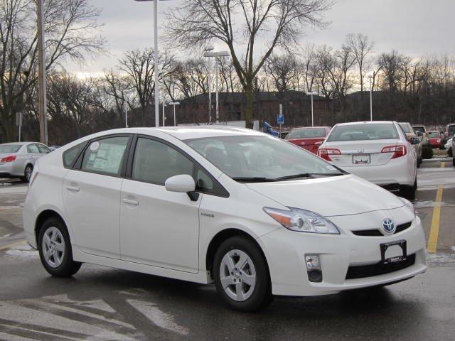 Toyota Prius LTZ 4x4 Nav DVD Hatchback