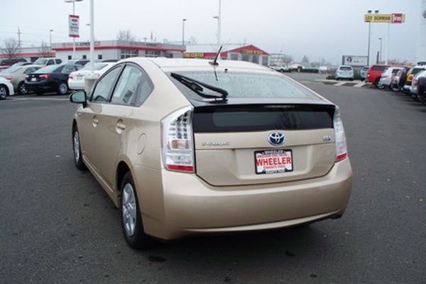 Toyota Prius 2011 photo 2