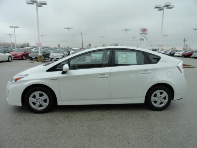 Toyota Prius 2011 photo 3